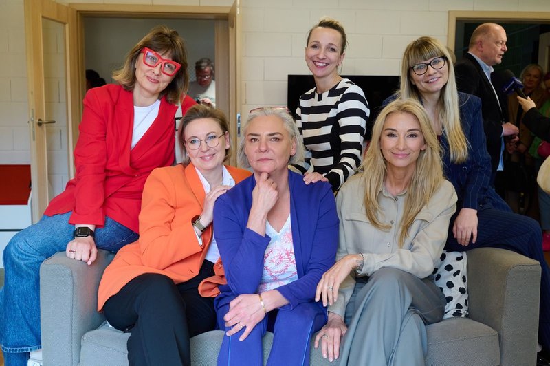 22c07881-70e2-4743-81d8-01d490cb9a19